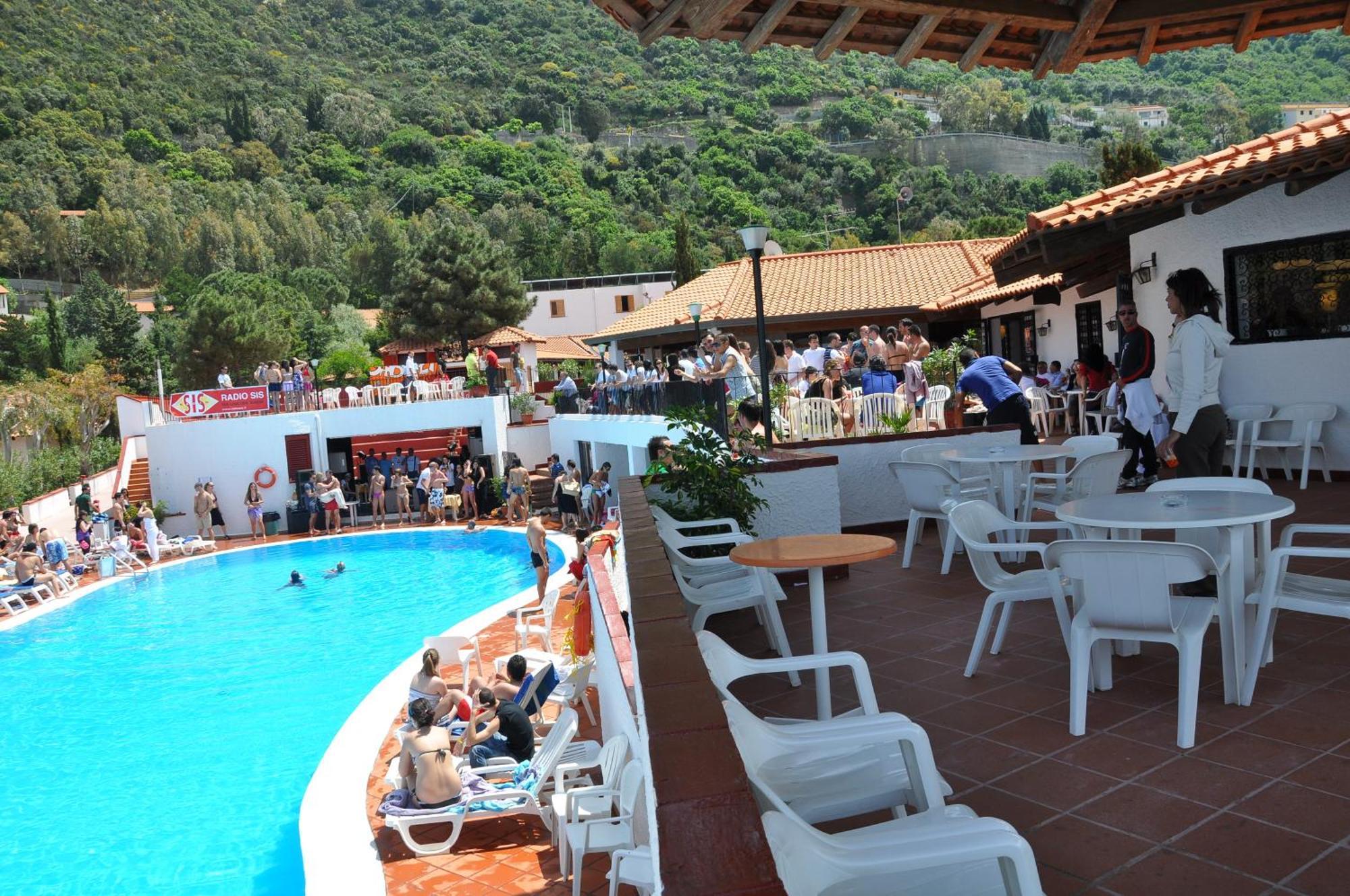 Th Gioiosa Mare - Capo Calava Village Gioiosa Marea Exterior foto