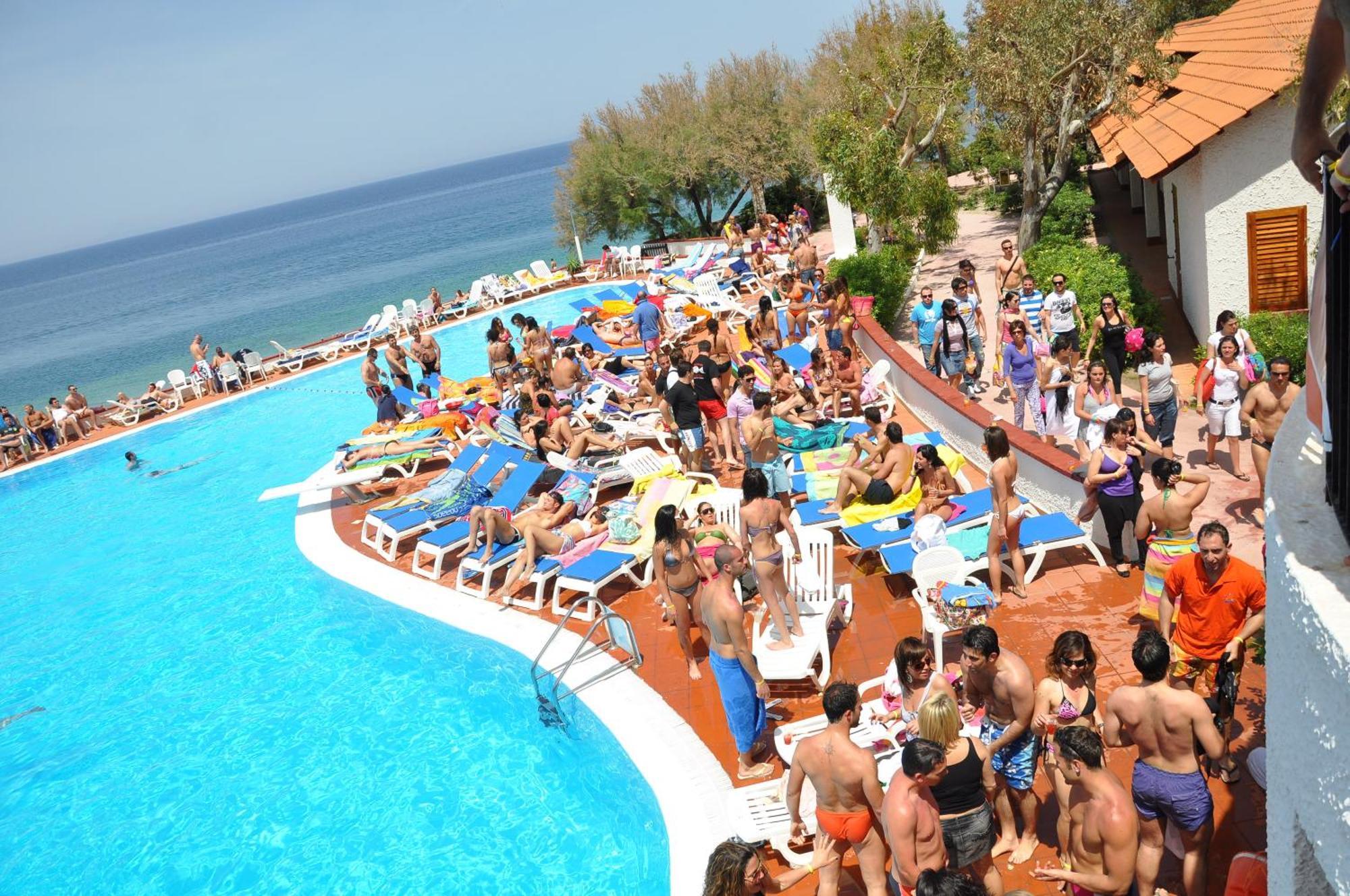 Th Gioiosa Mare - Capo Calava Village Gioiosa Marea Exterior foto