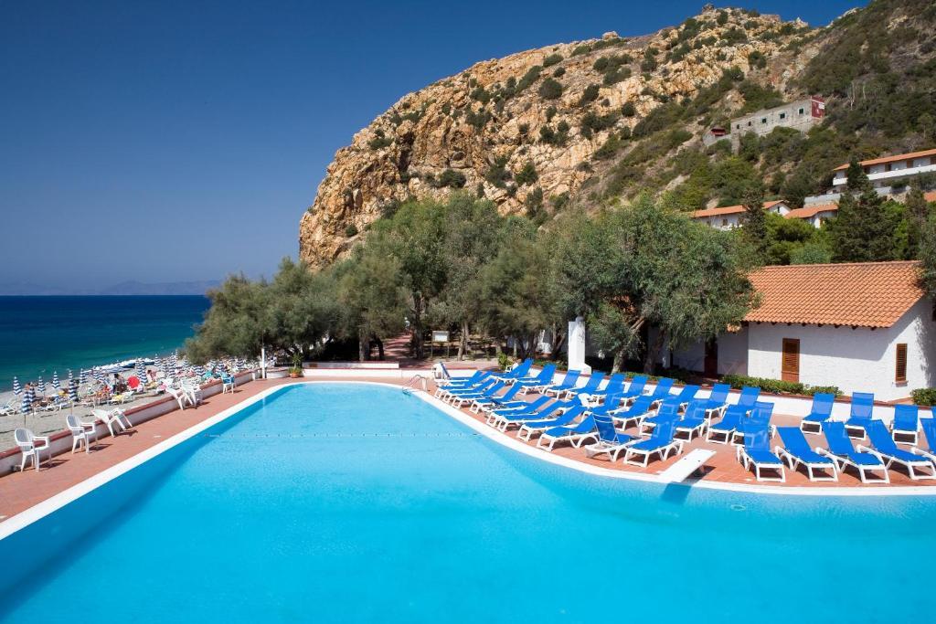 Th Gioiosa Mare - Capo Calava Village Gioiosa Marea Exterior foto