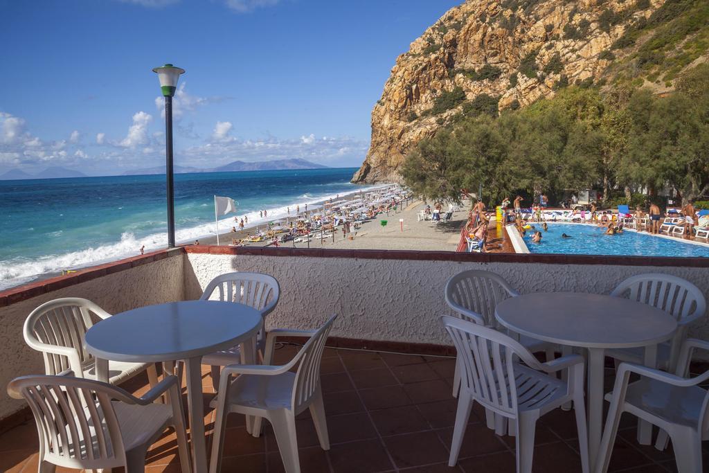 Th Gioiosa Mare - Capo Calava Village Gioiosa Marea Exterior foto